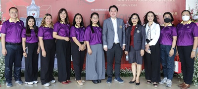ผู้ช่วยศาสตราจารย์ ดร.อดุลย์ ศุภนัท คณบดีคณะเศรษฐศาสตร์ พร้อมคณะผู้บริหาร และบุคลากร คณะเศรษฐศาสตร์ มหาวิทยาลัยศรีนครินทรวิโรฒ ได้เข้าร่วมพิธีวางพานพุ่ม